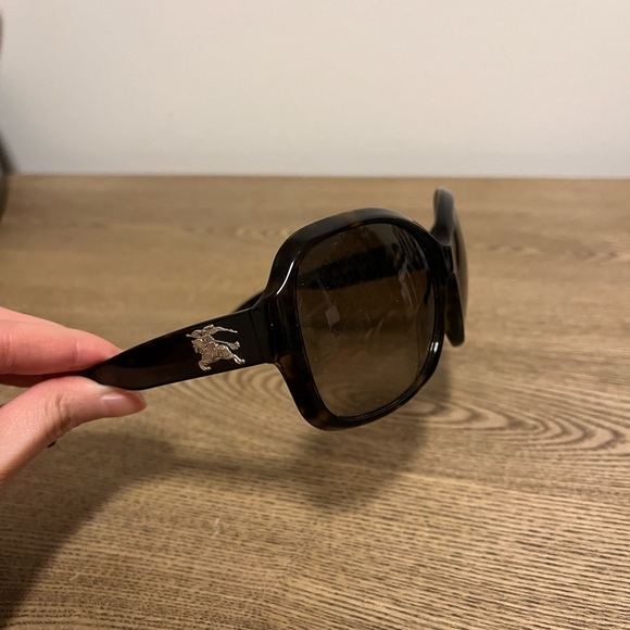 Burberry Sunglasses Women Ladies No Prescription Brand New Case Included - Picture 12 of 12